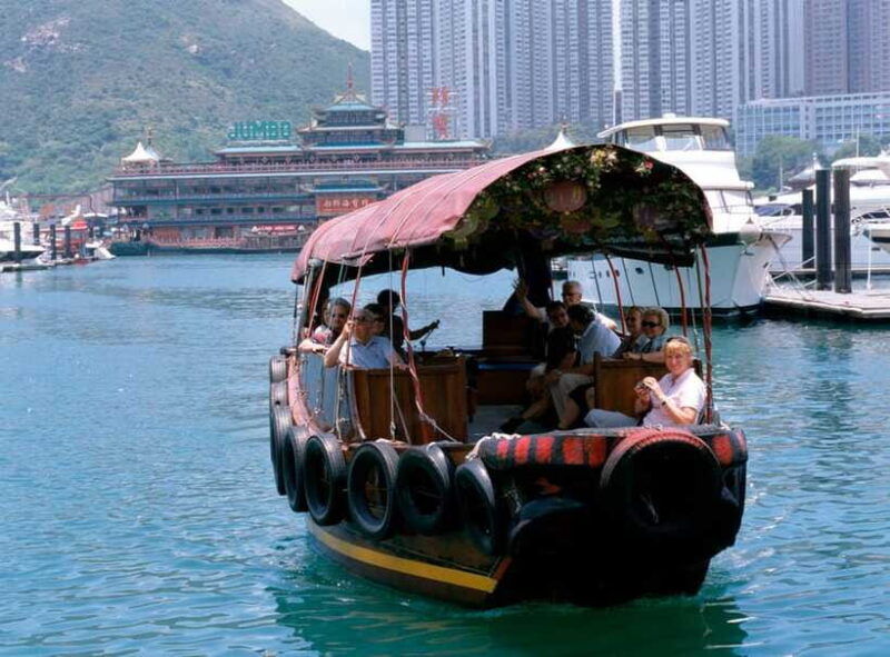 hong-kong-island-orientation-with-peak-tram-ride