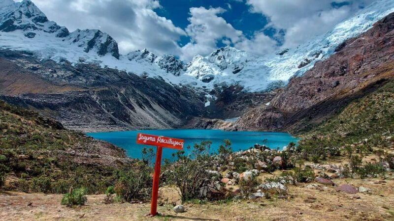 huaraz-rocotuyoc-lagoon-frozen-lagoon-trekking-2