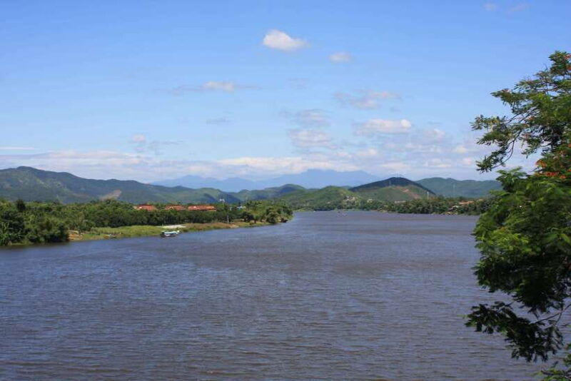 hue-half-day-city-tour-with-dragon-boat-cruise-car