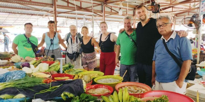 hue-vietnamese-cooking-class-in-local-home-market-trip