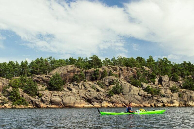 island-hopping-by-kayak-wild-camping-archipelago-escape