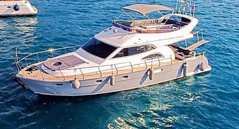 istanbul-bosphorus-cruise-on-a-private-luxury-yacht