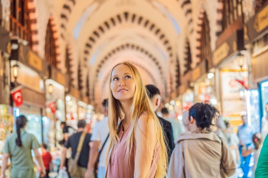 istanbul-professional-photoshoot-at-grand-bazaar