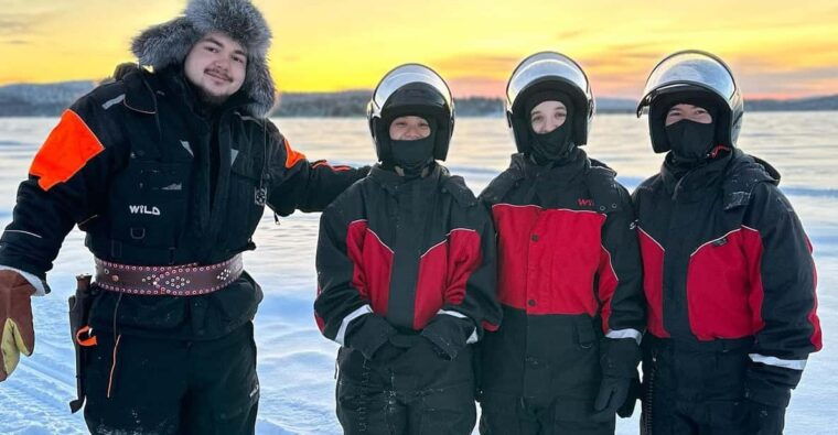 ivalo-snowmobile-safari-meet-and-feed-reindeers-with-lunch