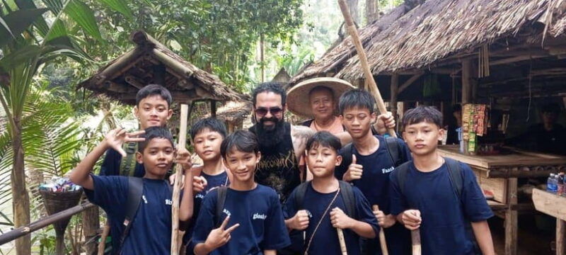 jakarta-baduy-tracker-and-village-full-day-tour