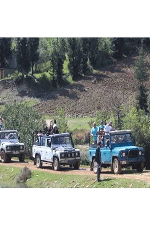 jeep-safari-boat-tour-on-green-lake-in-city-of-side