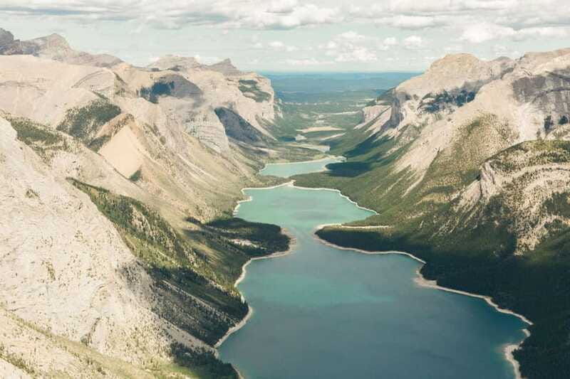 kananaskis-30-minute-heli-tour-of-minnewanka-lake-and-banff-2