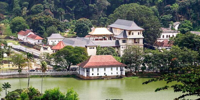 kandy-temples-gardens-cultural-show-city-highlights-tour
