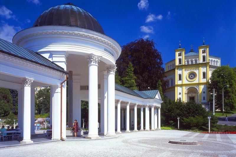 karlovy-vary-marianske-lazne-tour-from-prague-with-lunch