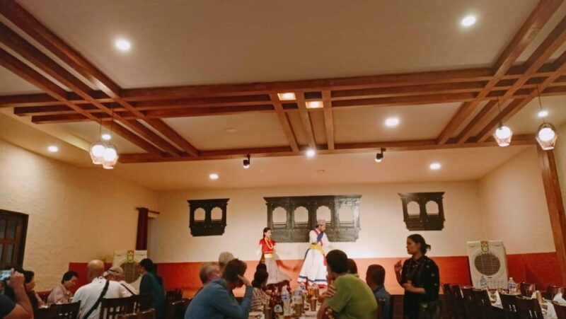 kathmandu-cultural-dinner-show-with-traditional-dance