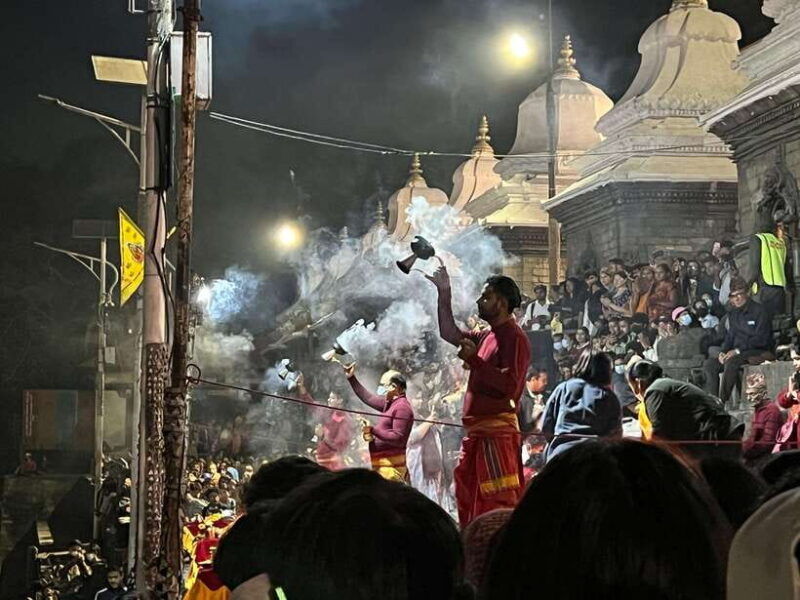 kathmandu-evening-aarati-tour-at-pashupatinath-temple