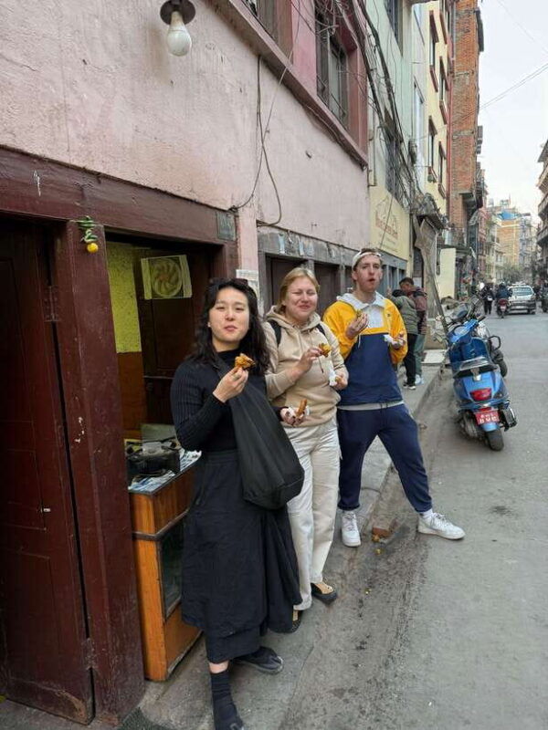 kathmandu-food-and-drink-walking-tour