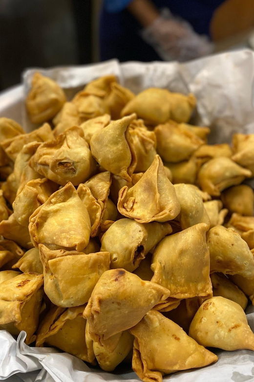 kathmandu-food-crawl-market-tour