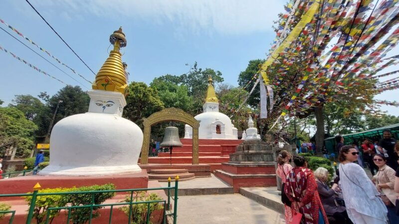 kathmandu-guided-walking-tour-of-thamel-neighborhood