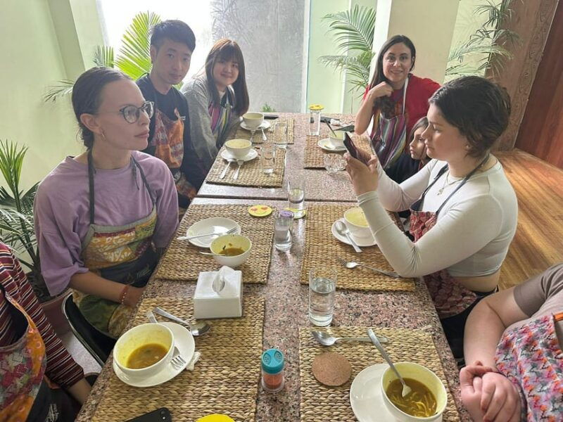 kathmandu-momo-making-class-with-a-local-chef
