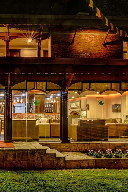 kathmandu-nepalese-cuisine-dinner-with-traditional-dance