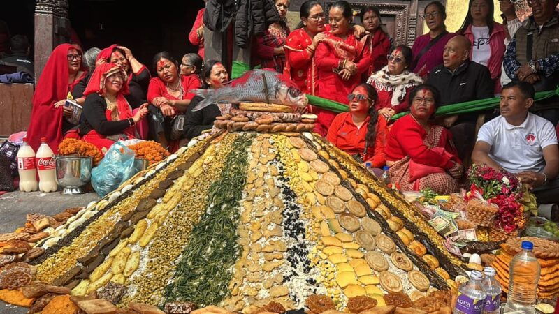 kathmandu-walk-thamel-basantapur-ason-shop-and-explore