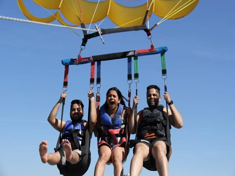 kelowna-early-bird-parasailing-expereince