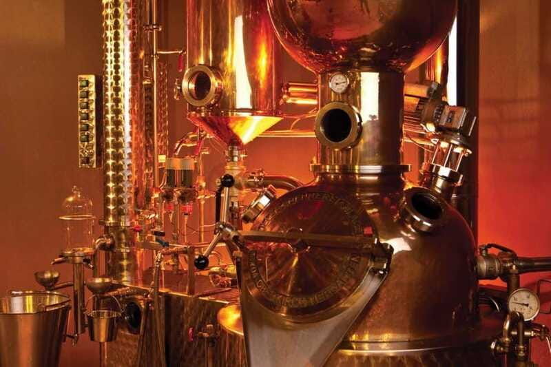 kelowna-full-day-wine-cider-spirits-and-beer-tour