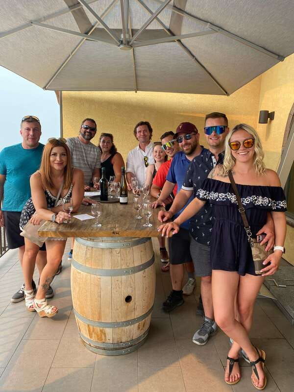 kelowna-zipline-wine-tour