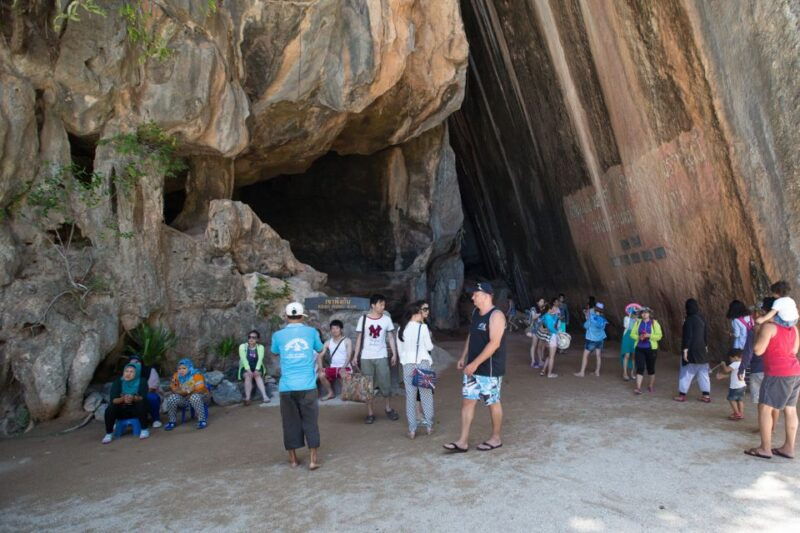 khaolak-james-bond-island-kayak-tour-with-snorkeling-lunch