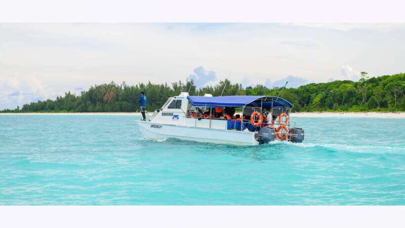 kota-kinabalu-mengalum-island-snorkeling