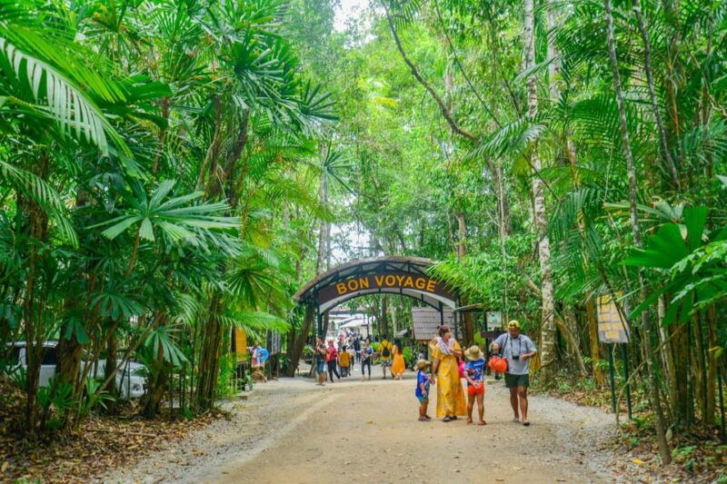 krabi-private-escape-emerald-pool-hot-springs-tiger-cave