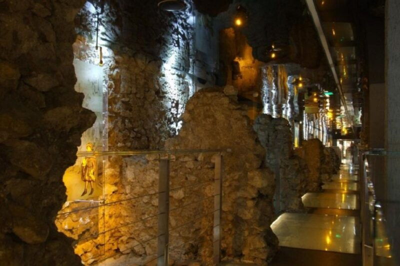 krakow-skip-the-line-underground-museum-private-guided-tour
