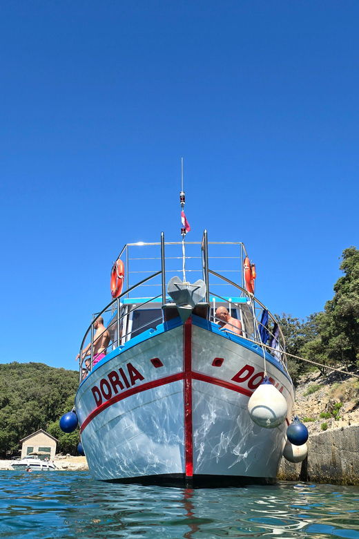 krk-krusija-bay-blue-cave-and-golden-beach-boat-trip