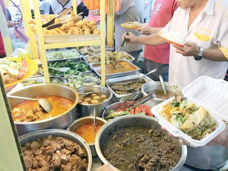 kuala-lumpur-evening-food-tour-by-bike