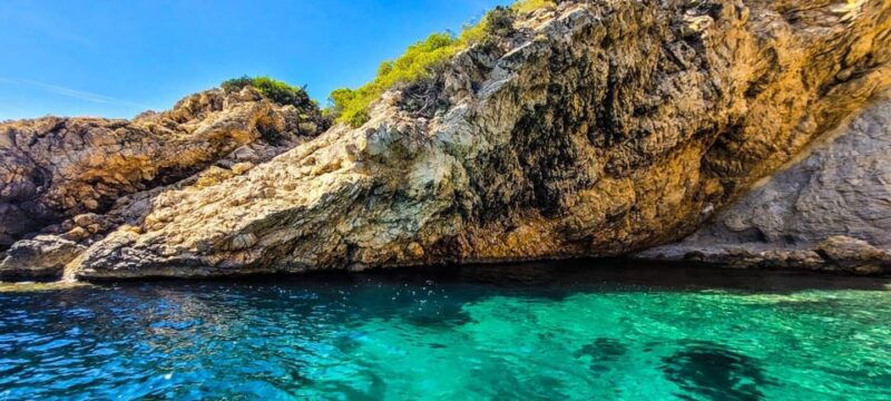 la-ciotat-boat-tour-to-the-coves-of-var-and-embiez-island