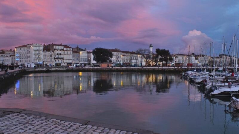 la-rochelle-old-town-and-vieux-port-guided-walking-tour