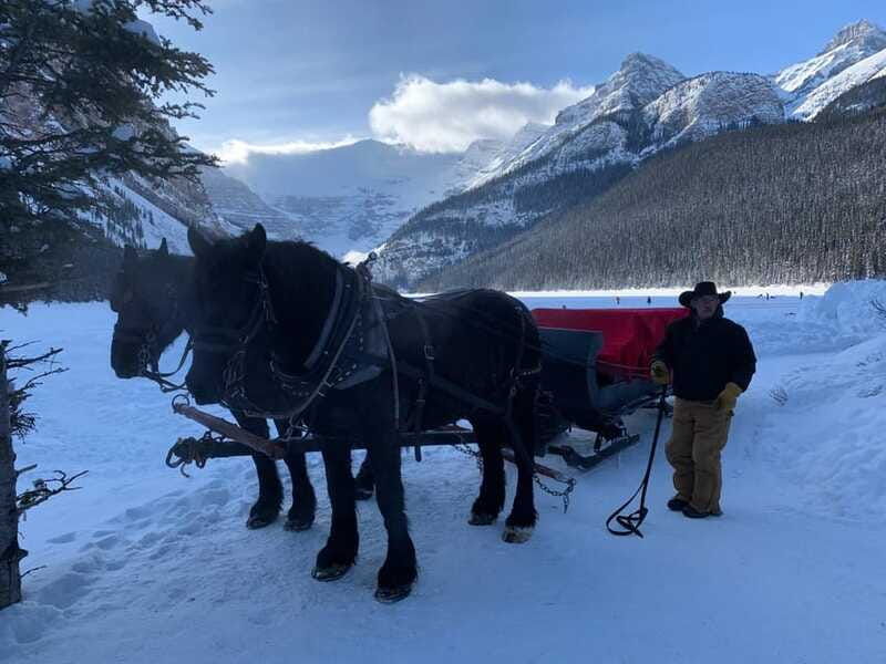 lake-louise-winterland-tour