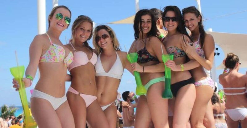 las-vegas-pool-party-crawl-by-party-bus
