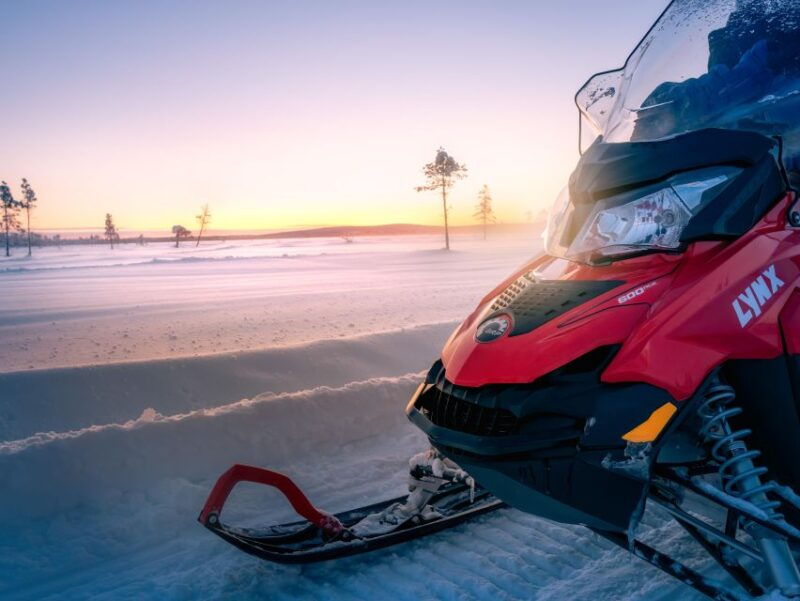 levi-easy-snowmobile-tour-perfect-for-beginners