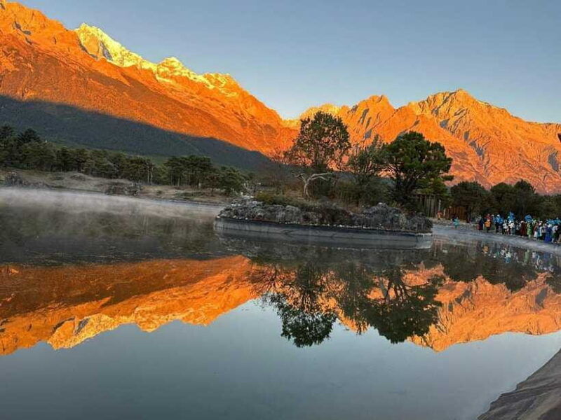 lijiang-jade-dragon-snow-mountain-and-blue-moon-valley-tour