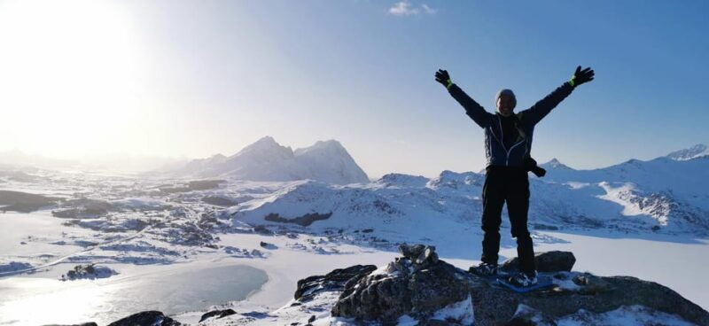 lofoten-half-day-snowshoe-tour
