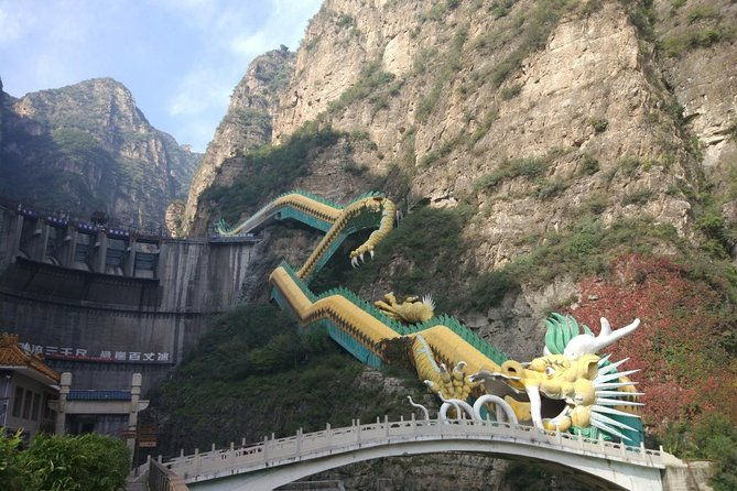 Longqingxia Gorge Cruise and Guyaju Cave Dwellings Private Day Tour - The Sum Up: Who Should Book This Tour?