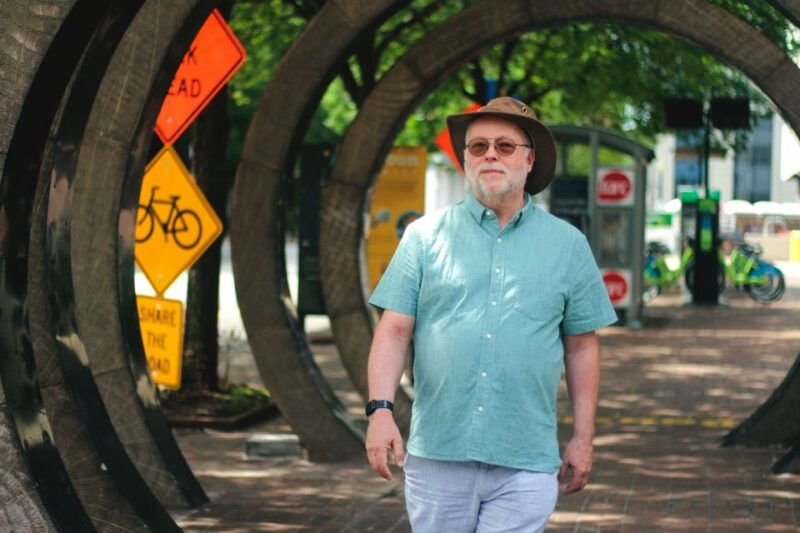 louisville-photoshoot-walking-tour-with-pictures