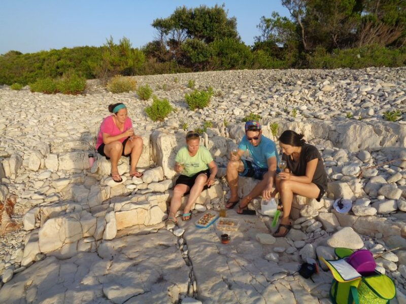 lumbarda-sunset-kayak-tour-with-a-picnic-wine-and-sweets