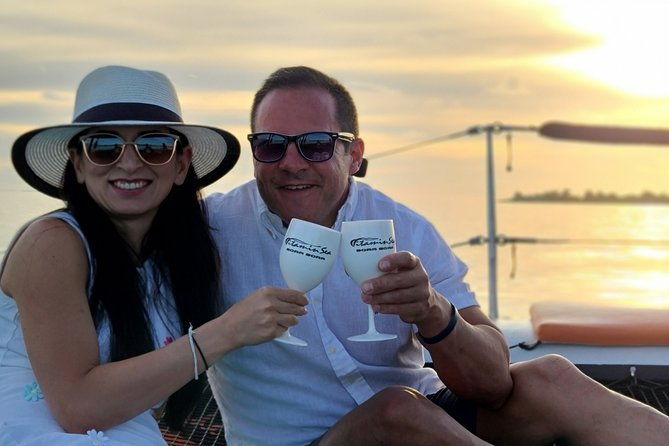 LUXURY Private Catamaran : BORA BORA SUNSET Sailing Experience - The Sum Up