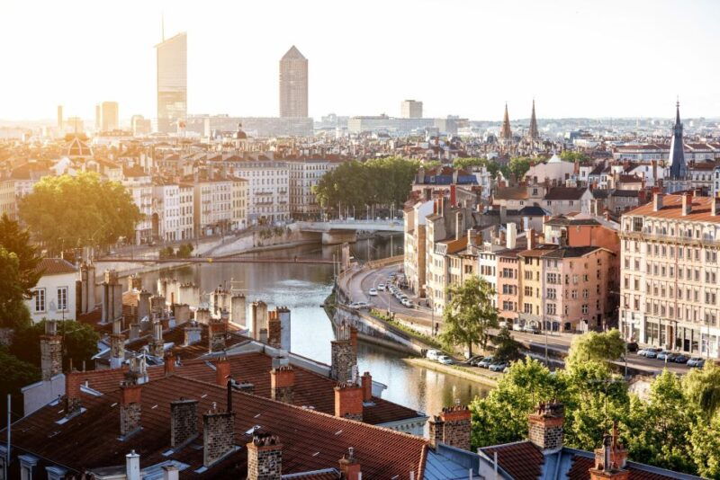 lyon-capture-the-most-photogenic-spots-with-a-local