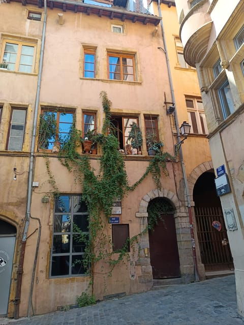 lyon-private-walking-tour-of-the-city
