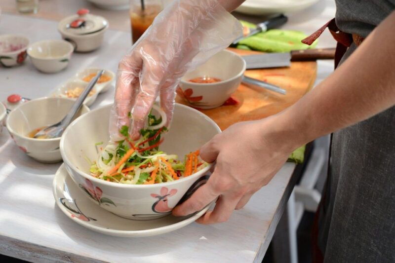 m-o-m-cooking-class