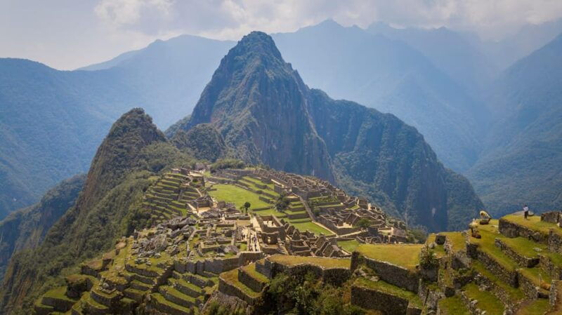 machu-picchu-and-machu-picchu-mountain-2