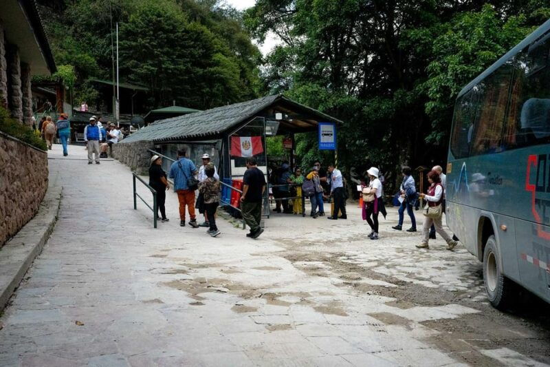 machu-picchu-tour-1-day-voyager-and-expedition-train-cusco