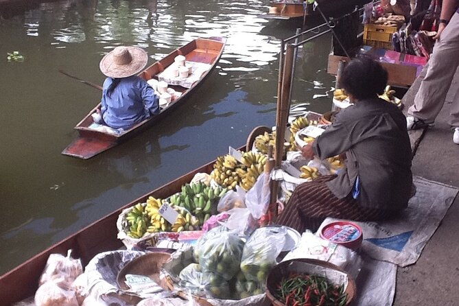 Maeklong & Damnoen Saduak Markets: Railway & Floating Market Tour - FAQs
