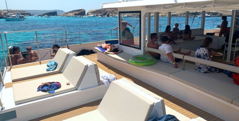 malta-blue-lagoon-evening-catamaran-cruise