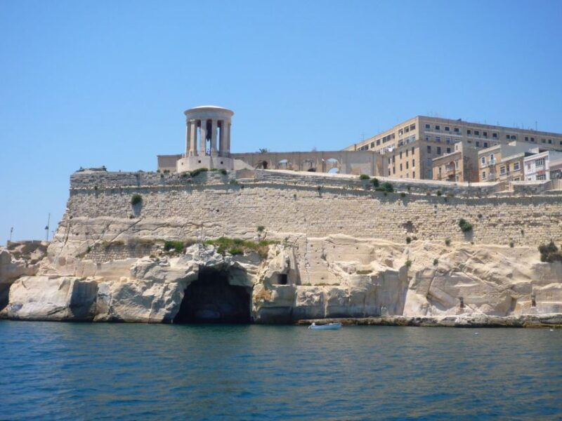 malta-panoramic-cruise-around-maltas-harbours-and-creeks