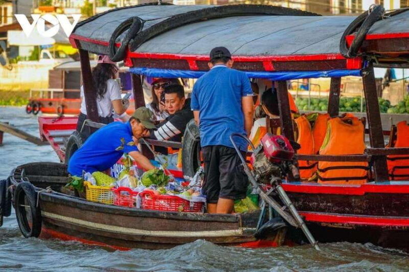 mekong-delta-tour-cai-rang-floating-market-2-days-1-night